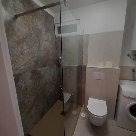 Apartment A&m *