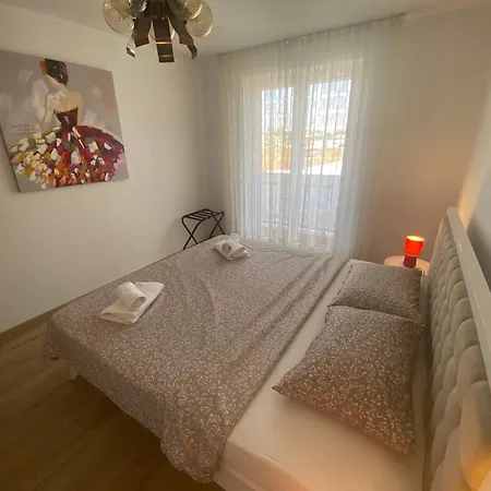 A&m Apartment Pula